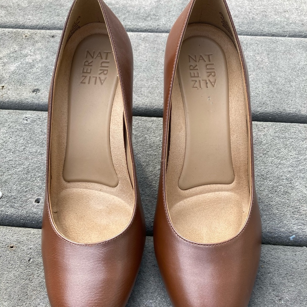 Naturalizer Women’s Brown Heels